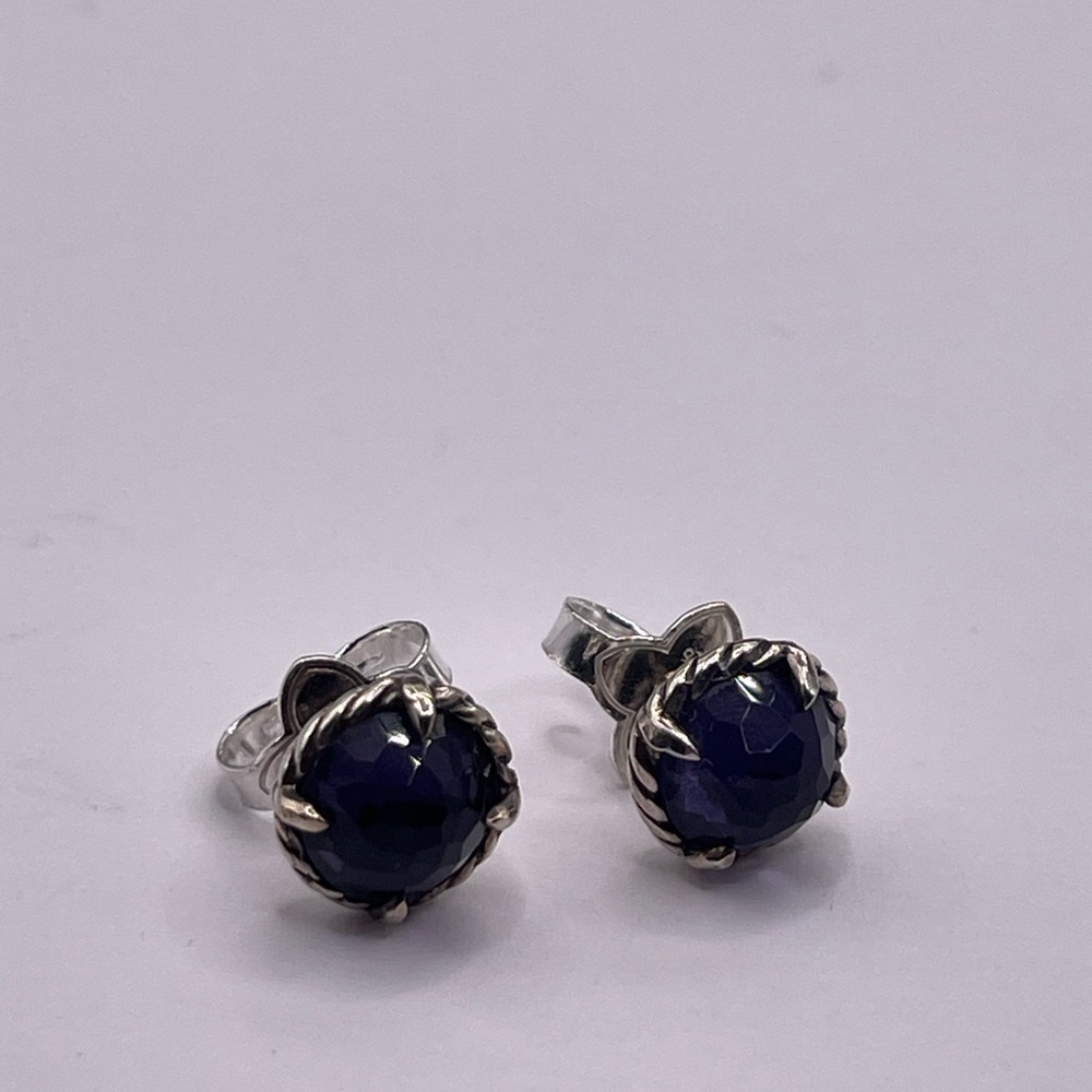 David Yurman Chatelaine Earrings with Black Orchid - Picture 3 of 12